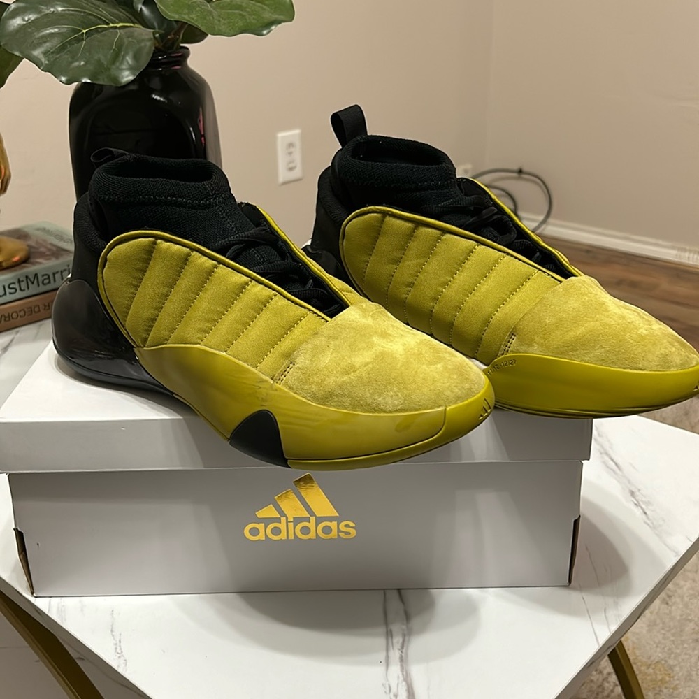 Harden Vol. 7 Adidas Basketball shoes